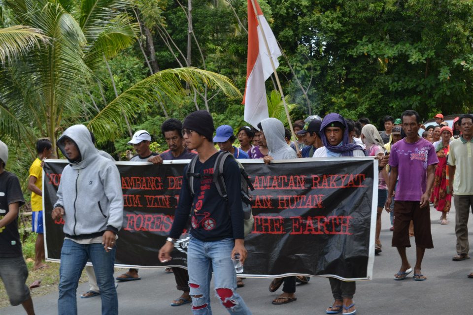 SULTENG HARUS MOROTARIUM IZIN PERTAMBANGAN